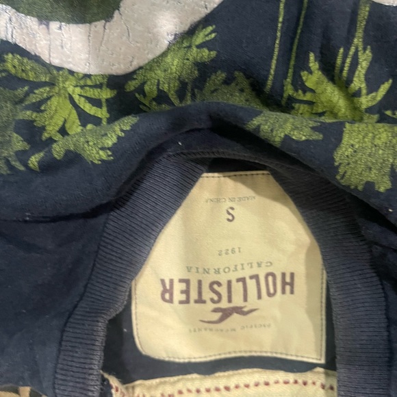 T shirt - Picture 2 of 2